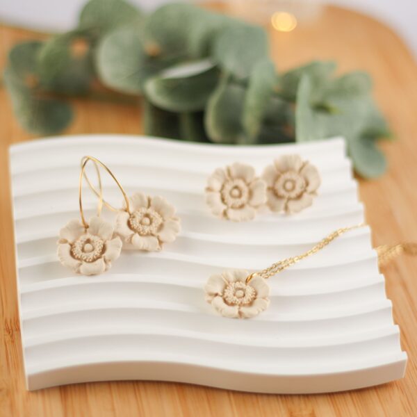 Beige Blumen