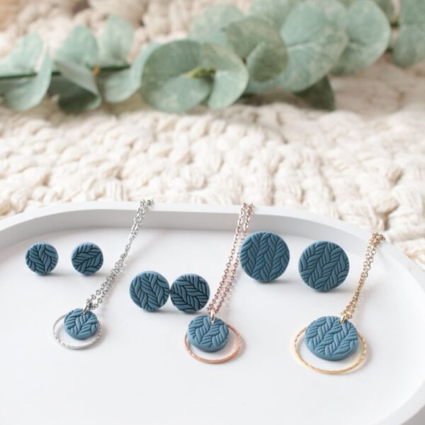 Halskette blaues Zopfmuster – Bild 5