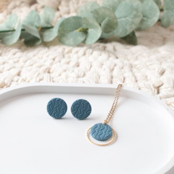 Halskette blaues Zopfmuster – Bild 2