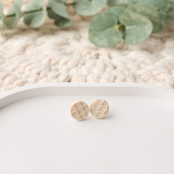 Ohrstecker beige Bögen – Bild 6