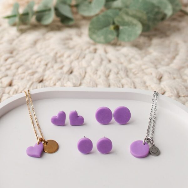 Ohrstecker und Kette in NEON-Lila