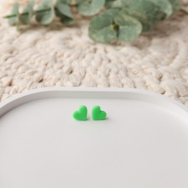 Ohrstecker und Kette in NEON-Grün – Bild 8