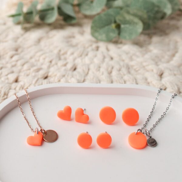 Ohrstecker und Kette in NEON-Orange