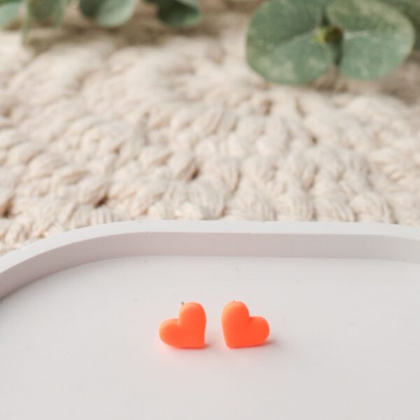 Ohrstecker und Kette in NEON-Orange – Bild 5