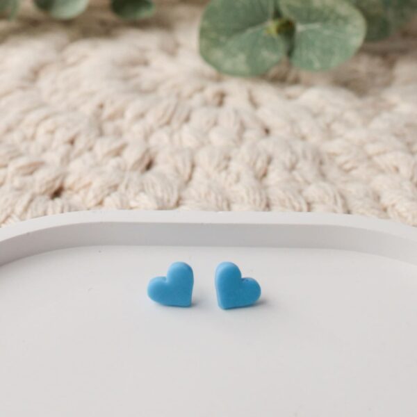 Ohrstecker und Kette in NEON-Blau – Bild 7