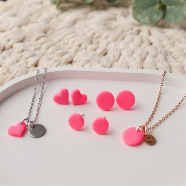 Ohrstecker und Kette in NEON-Pink