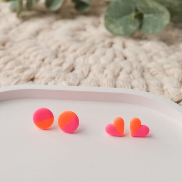 Ohrstecker und Paperclip-Halskette in NEON Orange-Pink – Bild 4